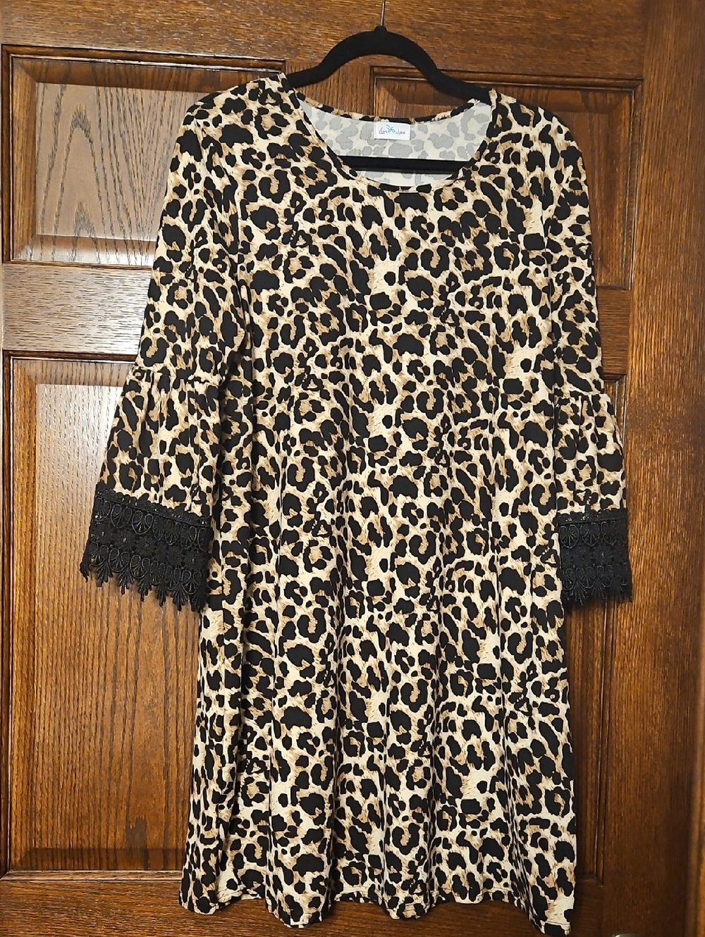 Le Lis Leopard Print Shift Dress with Black Lace Trim